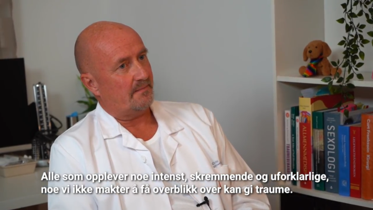 I filmene får man se eksempler på hvordan leger på en god måte kan møte overgreputsatte.