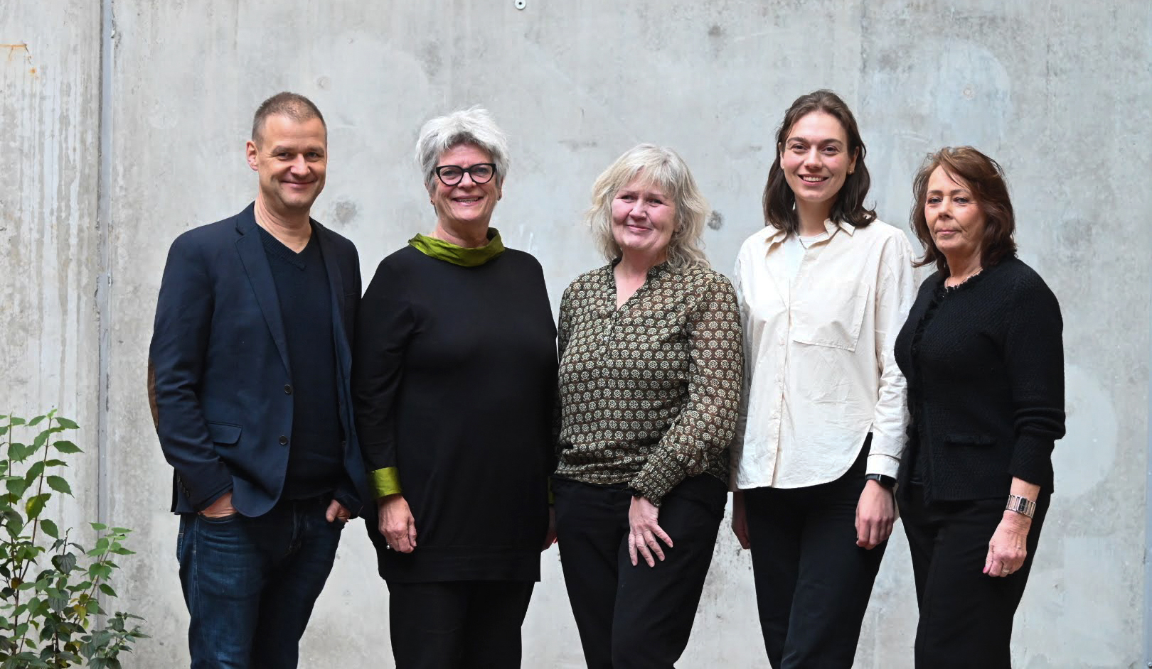 Styret. F.v. styreleder Bjarne Hansen, Elsa Helen Kaltvedt, varamedlem Tone Kronlund, Vilde Graff Senje og nestleder Torun Melhus Vedal Styret. F.v. styreleder Bjarne Hansen, Elsa Helen Kaltvedt, varamedlem Tone Kronlund, Vilde Graff Senje og nestleder Torun Melhus Vedal